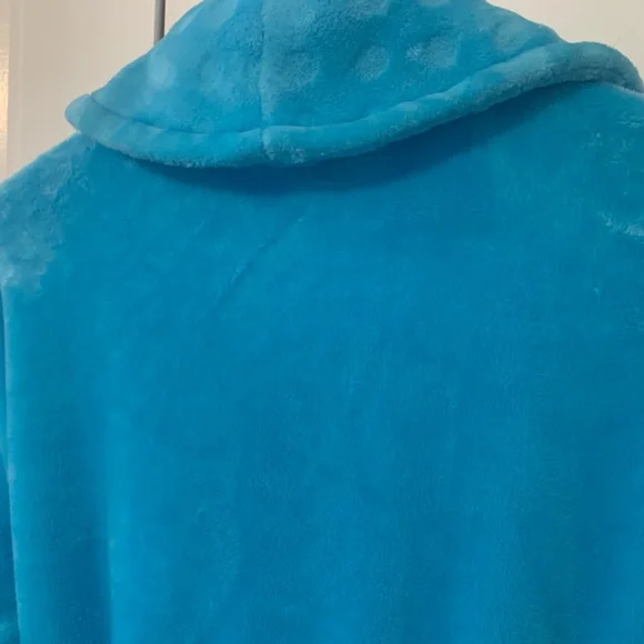 Turquoise Blue Plush Bath Robe - Picture 9 of 13